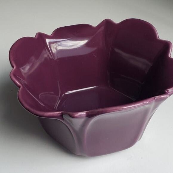 Pier 1 Imports Lotus Flower 4.5” Plum/Purple Porcelain Tulip Bowl Set of 2 - Picture 3 of 3